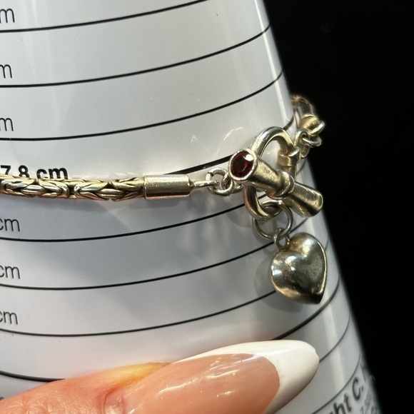 Sterling Silver 3mm Round Byzantine Puffy Heart Garnet Toggle 925 Bracelet 7" - Picture 5 of 7